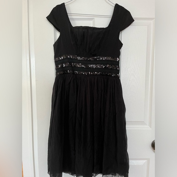 Offerme$5❗️ Black Dress in size small - Picture 1 of 3